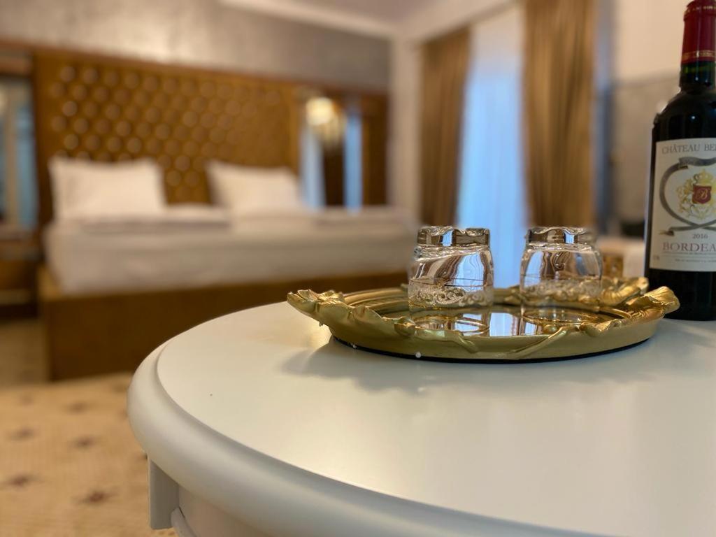 Vila Imperial One Luxury Boutique Hotel ฟาการาช ภายนอก รูปภาพ