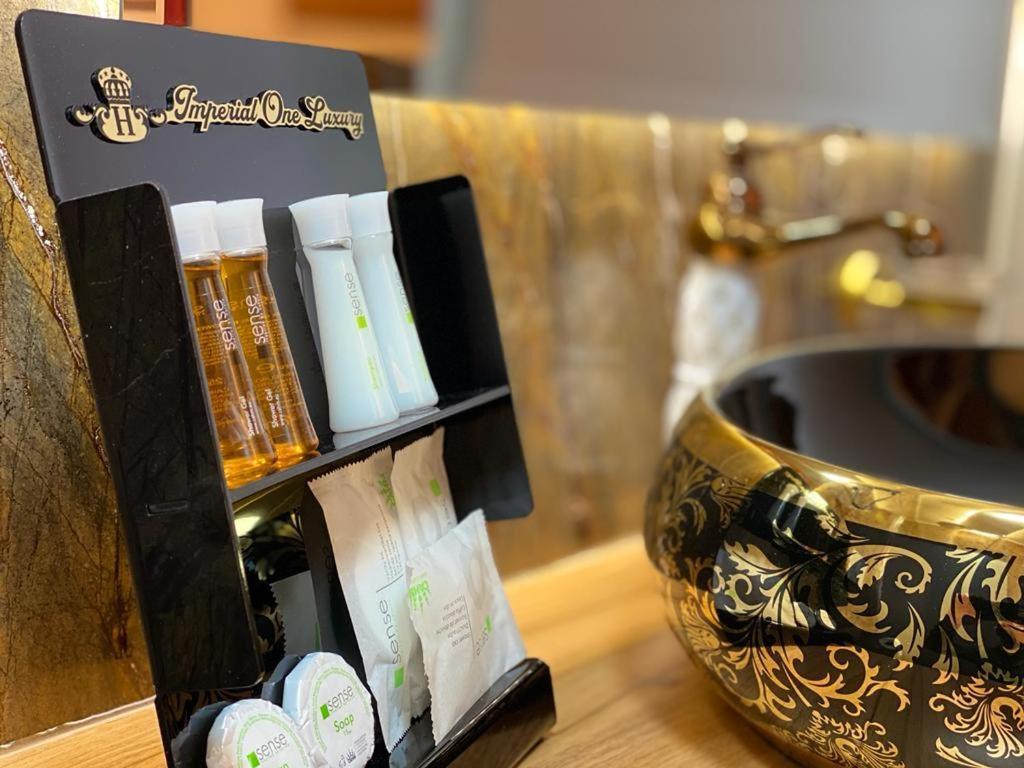 Vila Imperial One Luxury Boutique Hotel ฟาการาช ภายนอก รูปภาพ